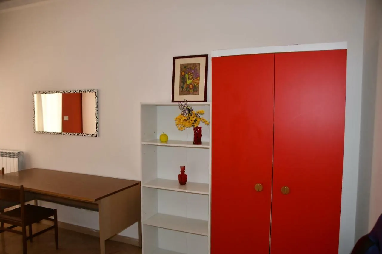 فندق باليرموفي  La Casa Del Bersagliere منزل للإقامة