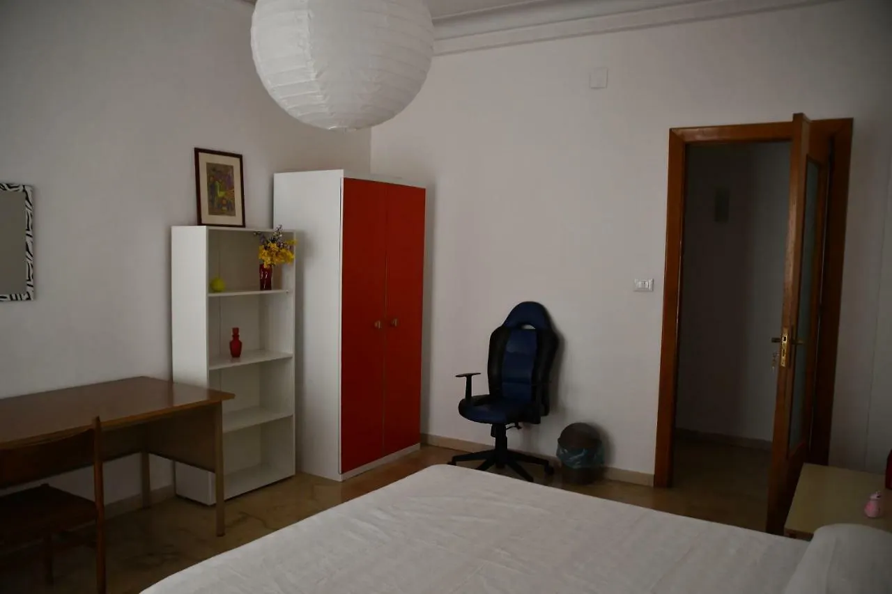 Отель La Casa Del Bersagliere Палермо Проживание в семье